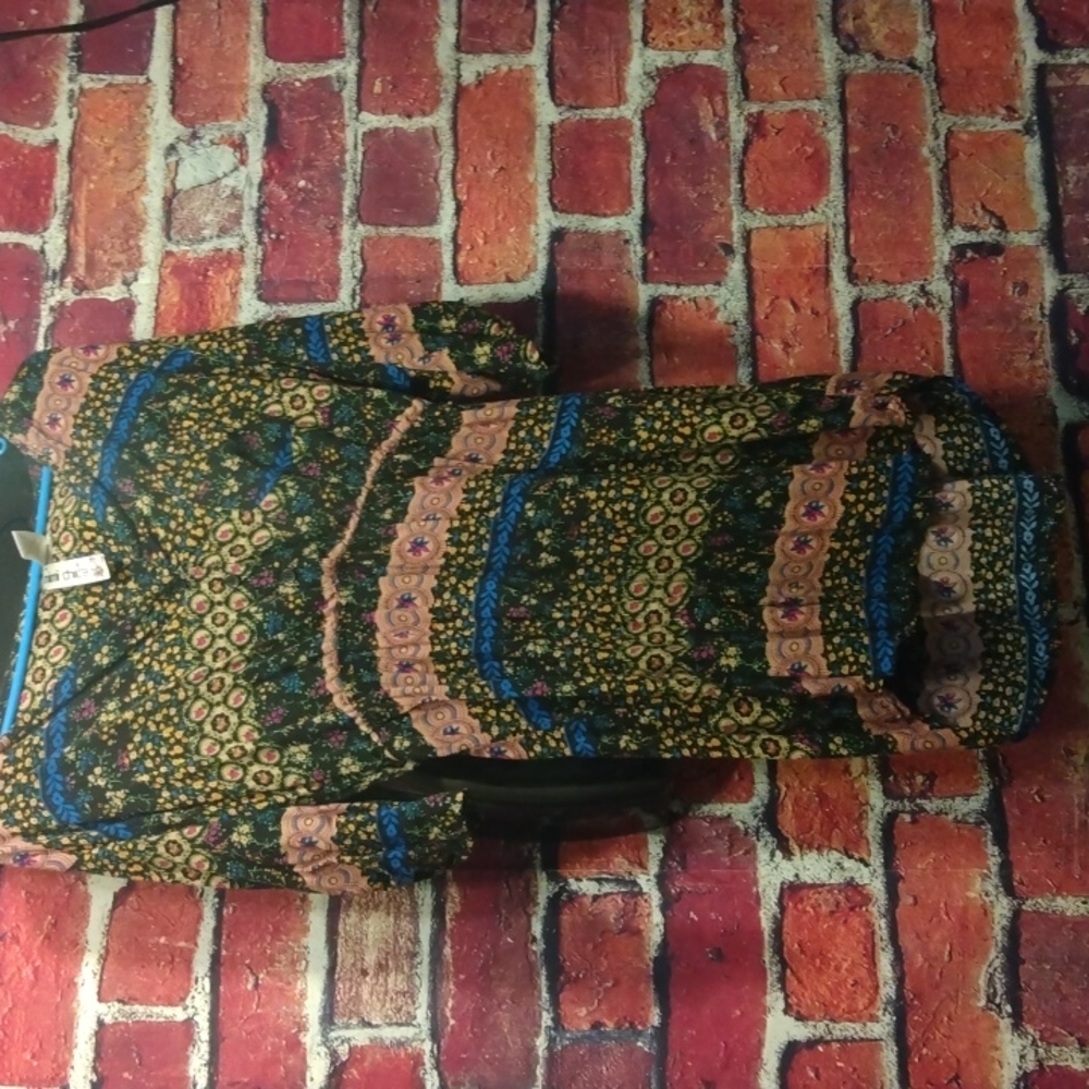 Mini chica boho tribal pattern top L